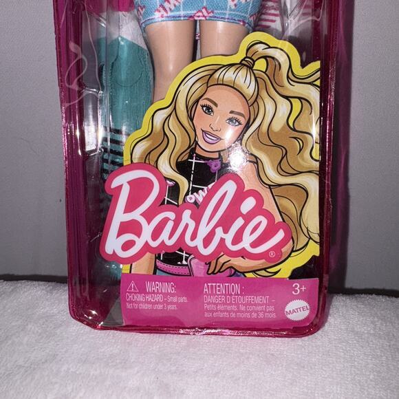 Barbie Fashionistas Doll #202 with Curvy Body GRL PWR NIP 2022 - Picture 4 of 8